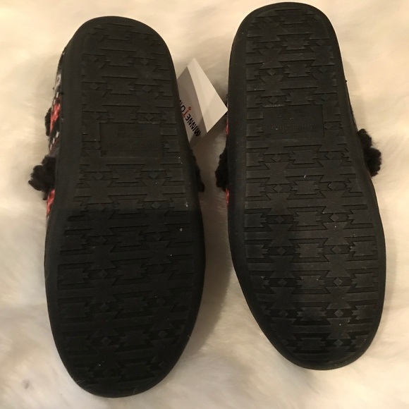 Minnetonka Slippers - Picture 2 of 2